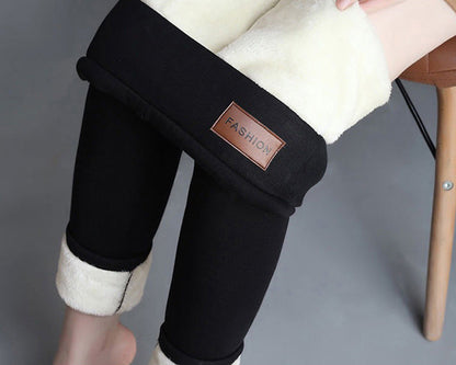 IroIro™暖かラムウール｜極暖裏起毛スリムパンツ